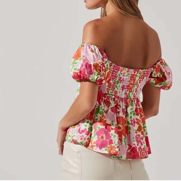 ASTR‎ the Label Nalda Blouse Floral Pink Puff Sleeve Size M NWT Revolve - Picture 2 of 6